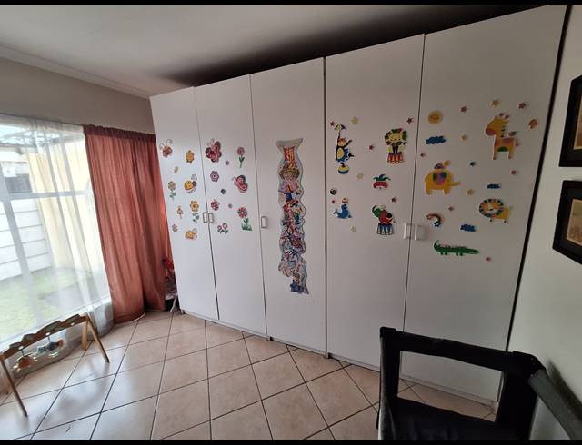 4 BEDROOM HOUSE FOR SALE IN VANDERBIJLPARK SE 7